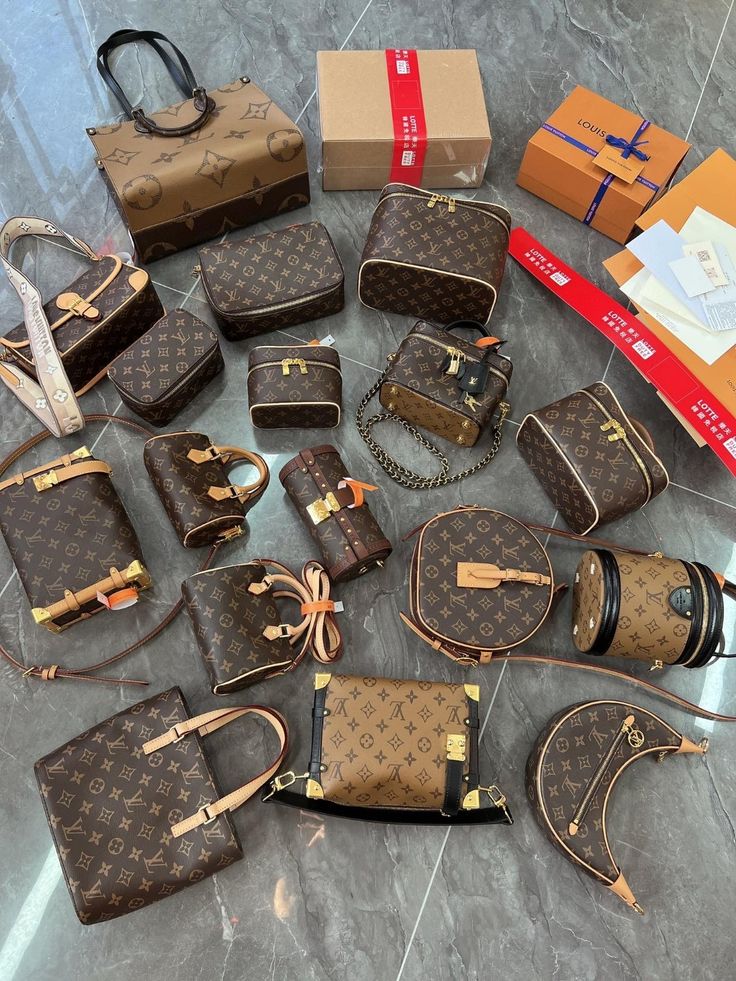 Buy Louis Vuitton Liquidation Pallets (Authentic Bags – From £600) - Image 4